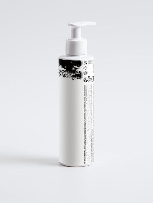 NYD Gentle Cleansing Milk